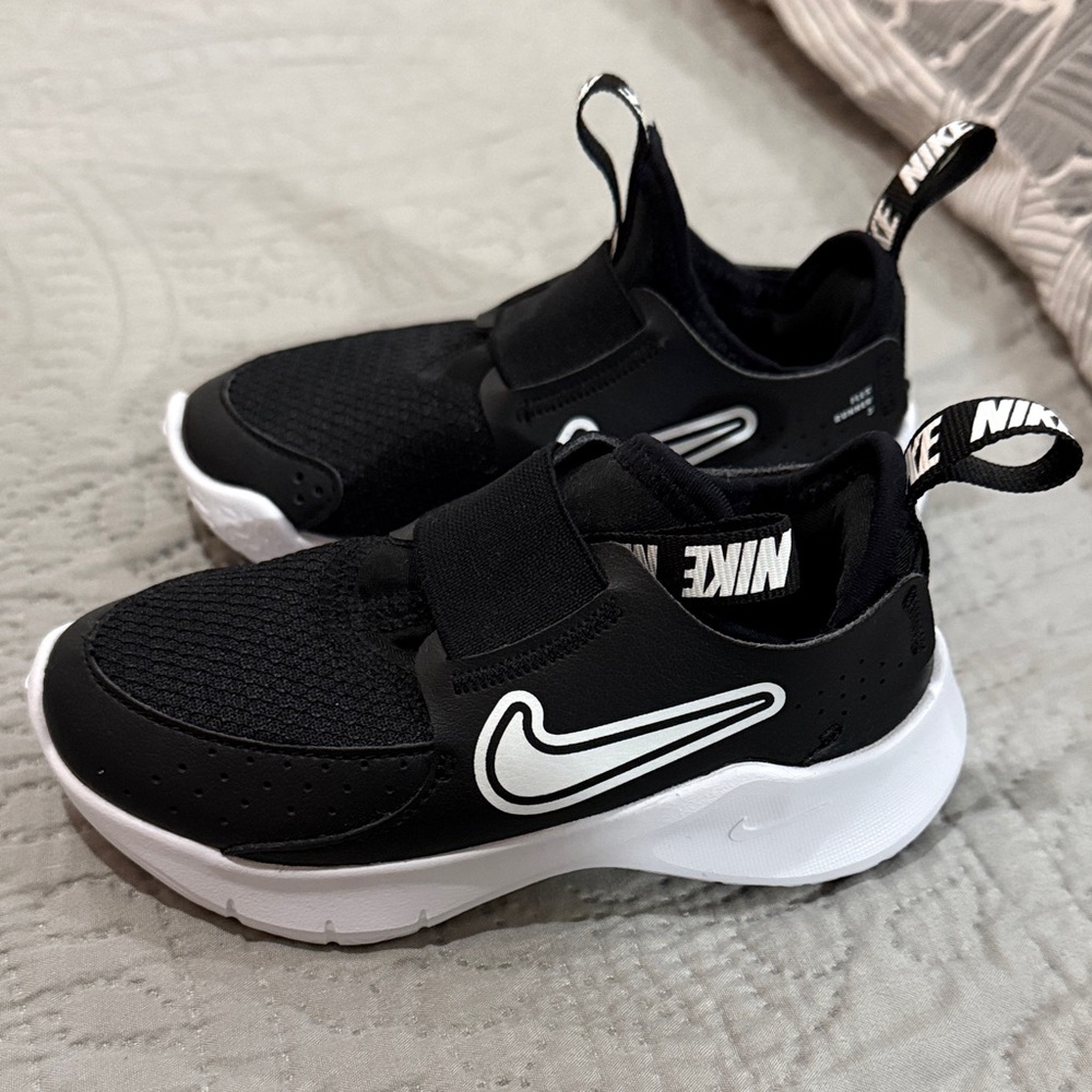 Nike Kids Black and White Slip-On Sneakers